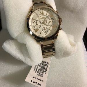 Woman’s fossil watch